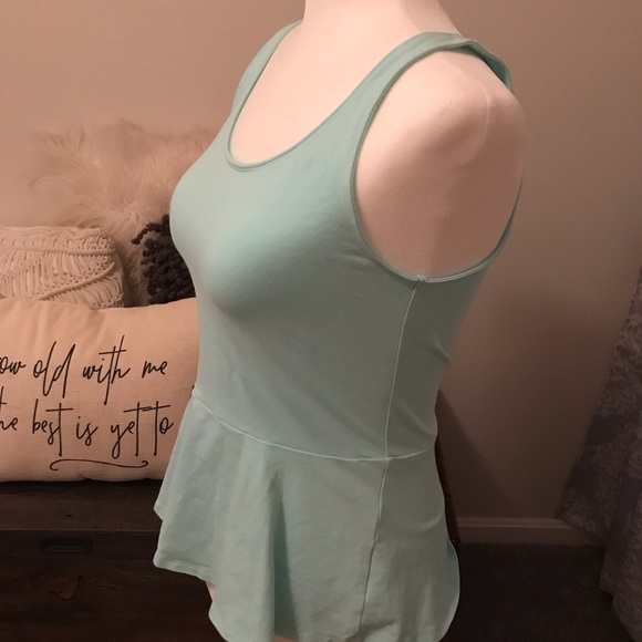 Express Top 😍 - Picture 3 of 6